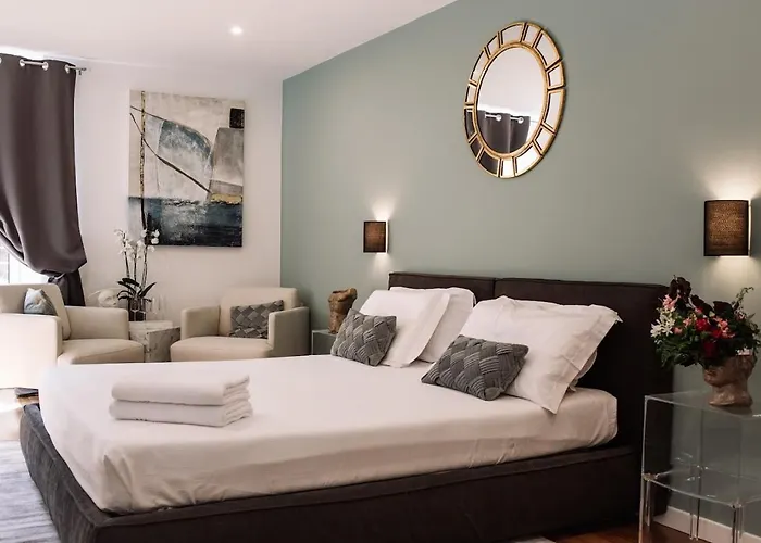 Fellini Design Suites